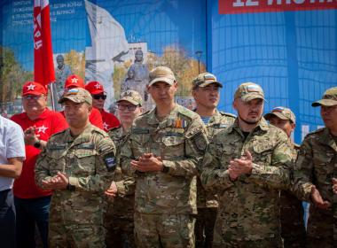 Центр «ВОИН» в Бурятии принял участие в торжественном полуденном выстреле в честь Дня России