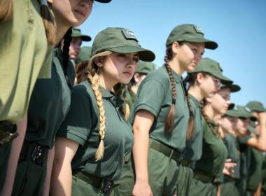 Курсанты Центра «ВОИН» из шести регионов поздравили россиян с Днём молодёжи