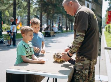 Жители Хабаровска прошли «Тропу воина» в День ветерана боевых действий