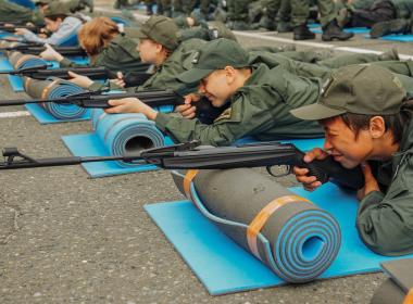 «Снайпер должен быть отличным математиком»: Центр «ВОИН» учит курсантов стрелять далеко и точно