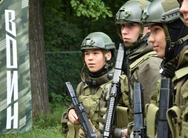 Глава Чувашии Олег Николаев  и Центр ВОИН в республике вместе отметили День государственного флага России