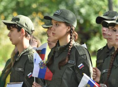 Глава Чувашии Олег Николаев  и Центр ВОИН в республике вместе отметили День государственного флага России