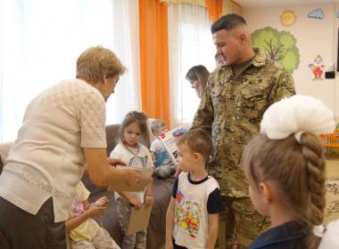Центр «ВОИН» в Бурятии поздравил с Днем знаний воспитанников социально-реабилитационного центра