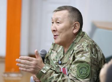 Участники финала соревнований «Путь ВОИНа» встретились с Героями России