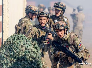 Армия «Волга», в составе которой выступила сборная Центра «ВОИН», заняла третье место в финальном бою «Зарницы 2.0»