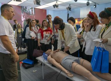 Более 700 педагогов страны и зарубежья посетили площадку Центра «ВОИН» на Форуме классных руководителей